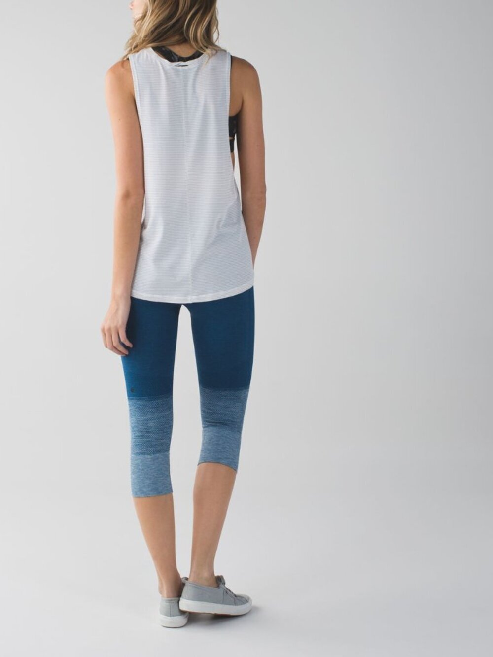 Lululemon Seamlessly Street Crop in Heathered Poseidon - Picture 2 of 7